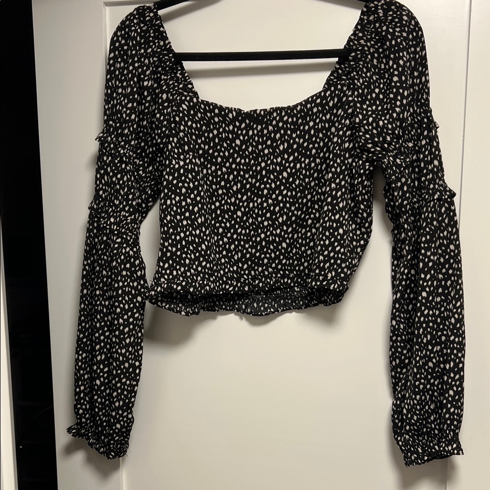 Very J cropped blouse size L